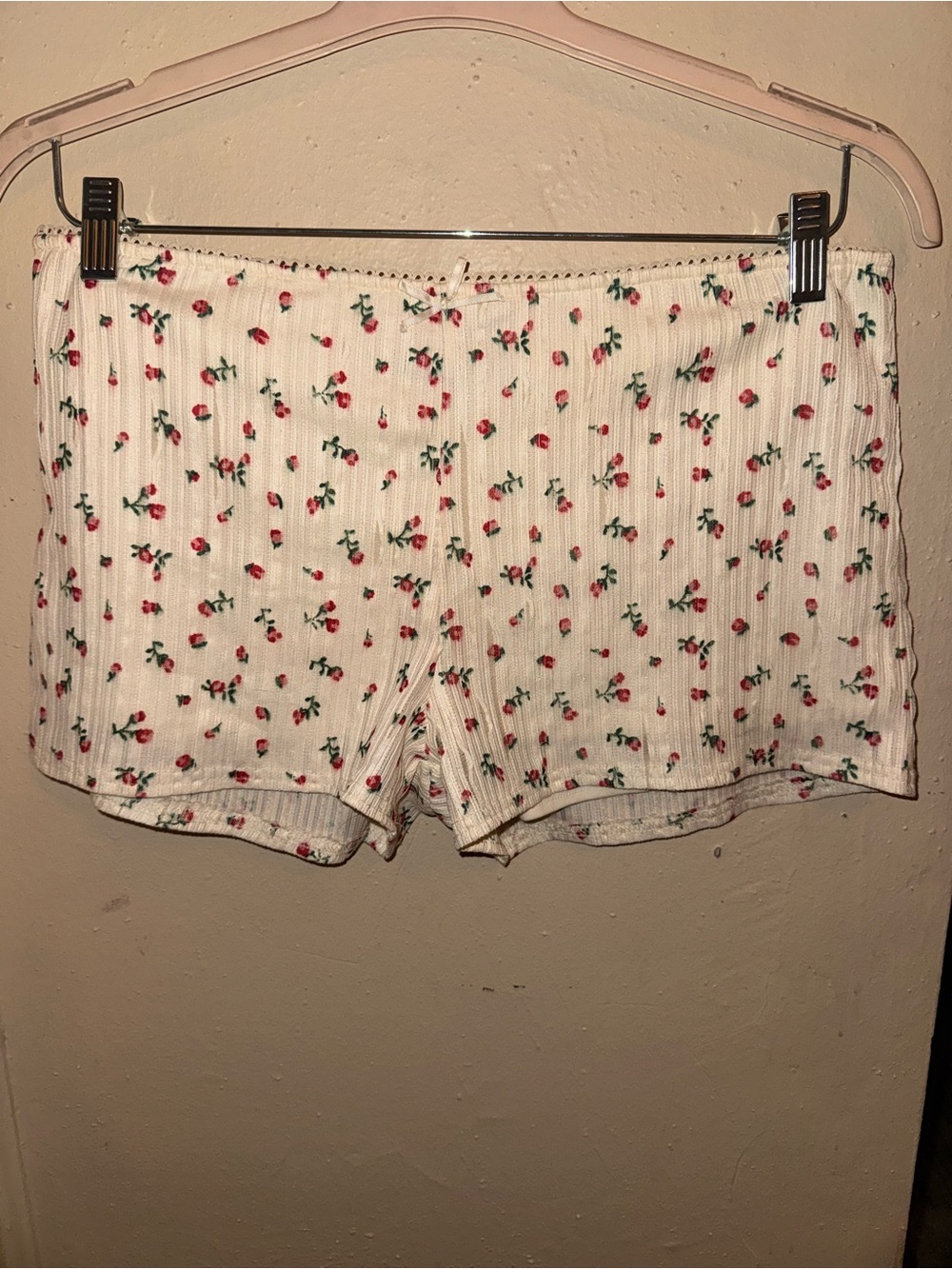 Bailey Rose Floral Rose Print Shorts | Size Large